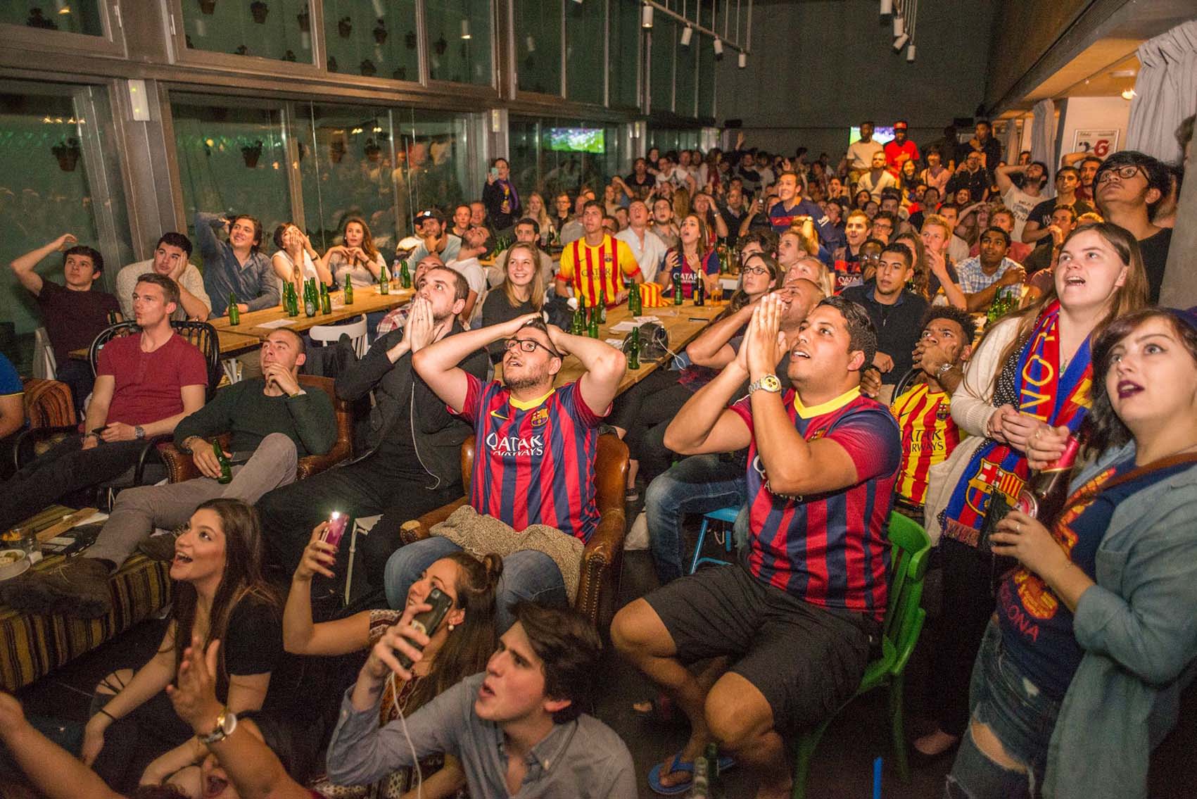 Belushis sports bar barcelona